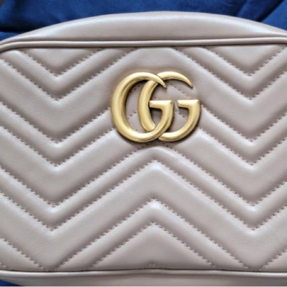 GG Marmont small matelassé shoulder bag